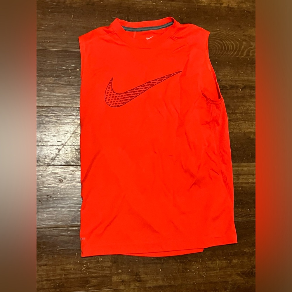 Nike bundle boys size large